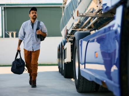 Naperville CDL violations defense lawyer 